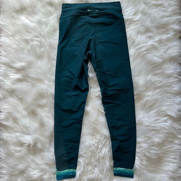 The Upside Leggings - Picture 9 of 10